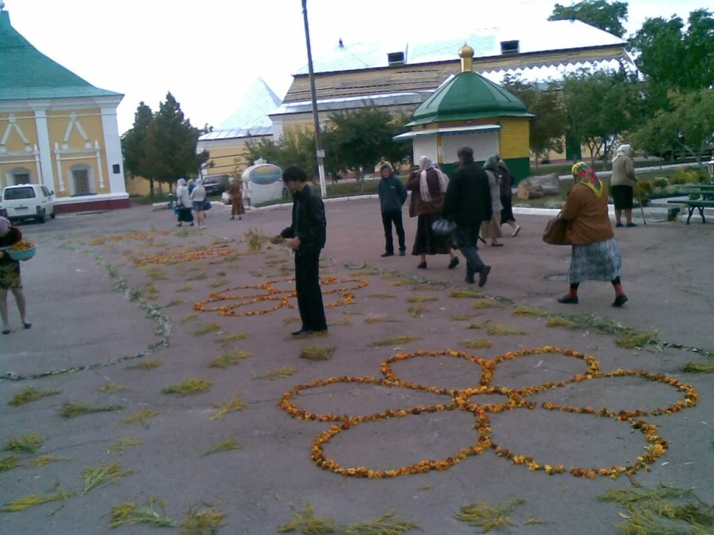 Наше життя